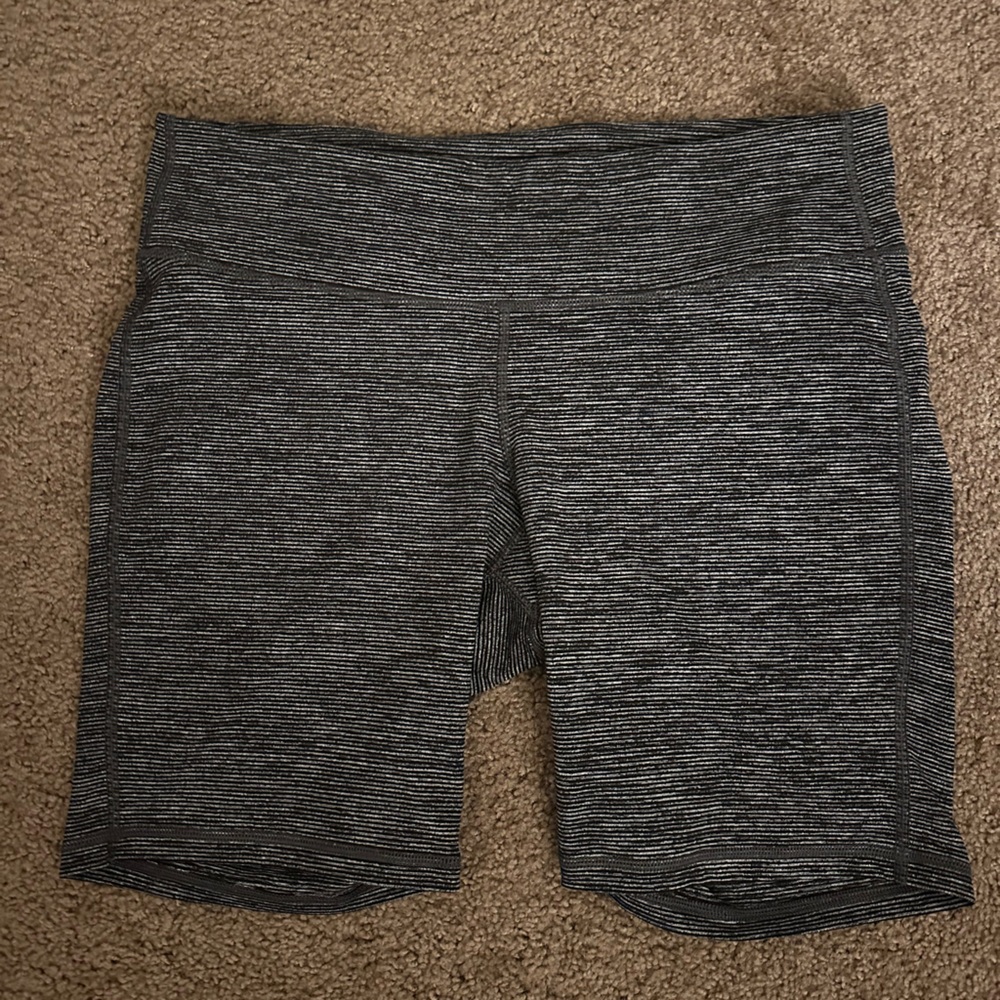 Old Navy Active Black and White Striped Shorts XL